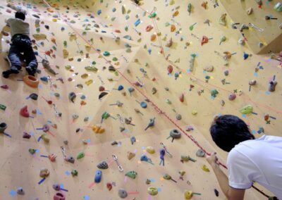 Conversation with climbers: the change of indoor climbing